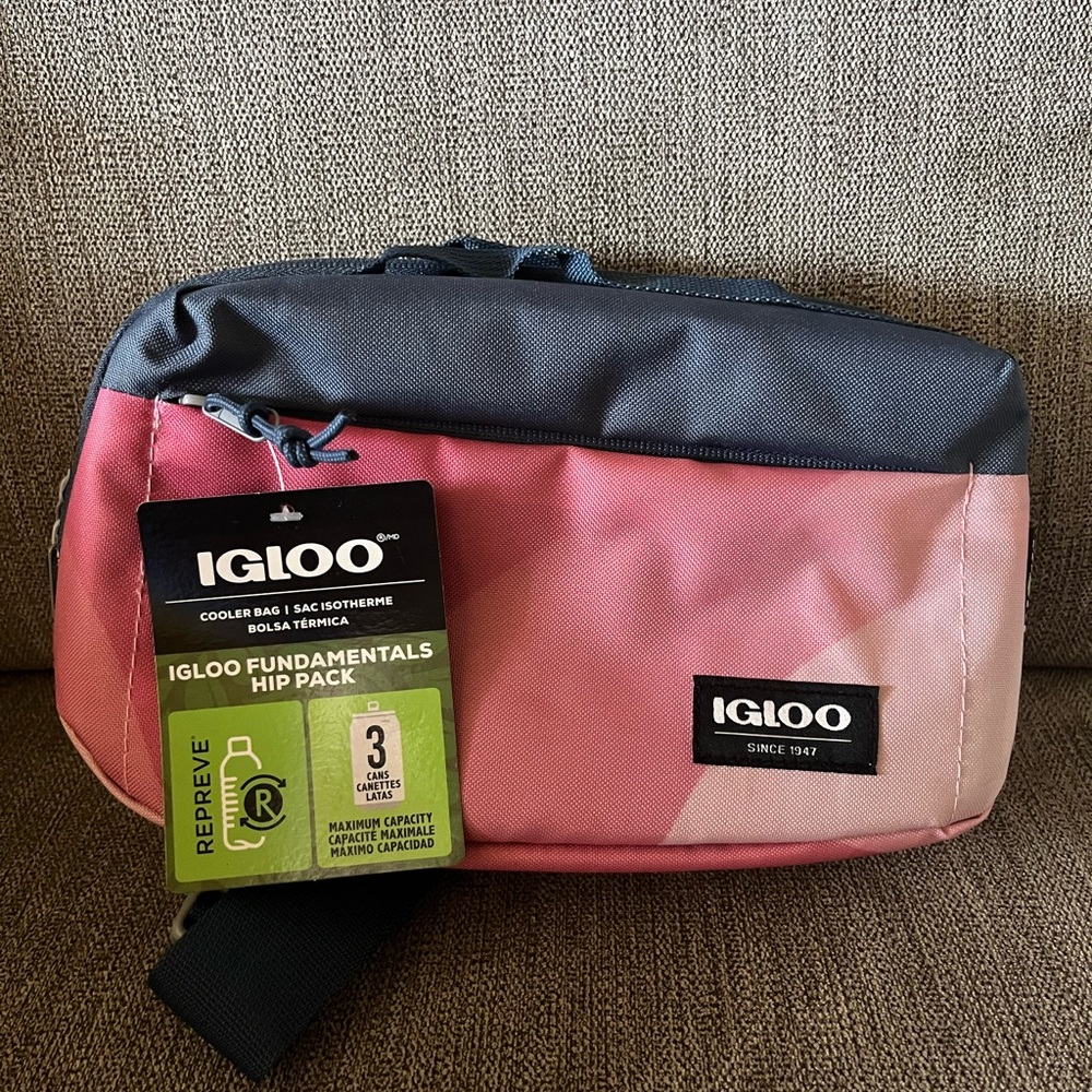 Igloo Pink and Black Hip Pack